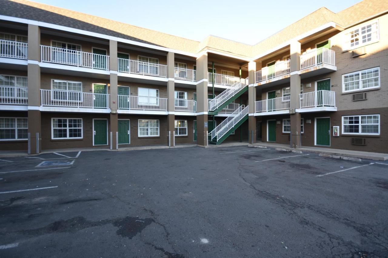 Hometowne Studios By Red Roof Denver - Lakewood West Екстер'єр фото