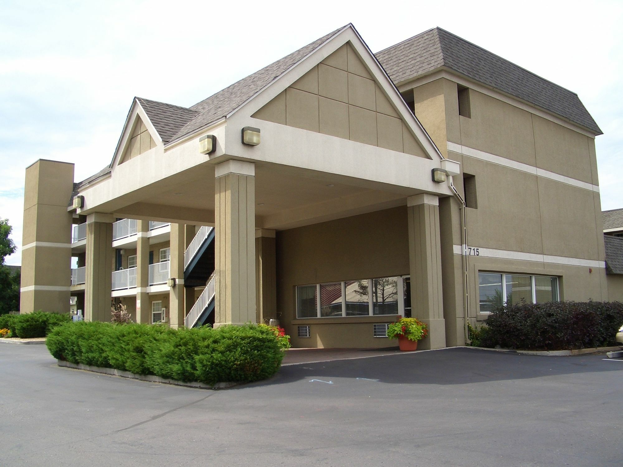 Hometowne Studios By Red Roof Denver - Lakewood West Екстер'єр фото